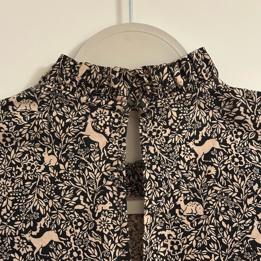 Doen Marabella Dress in Black Prancing Fawn Floral - Picture 6 of 9